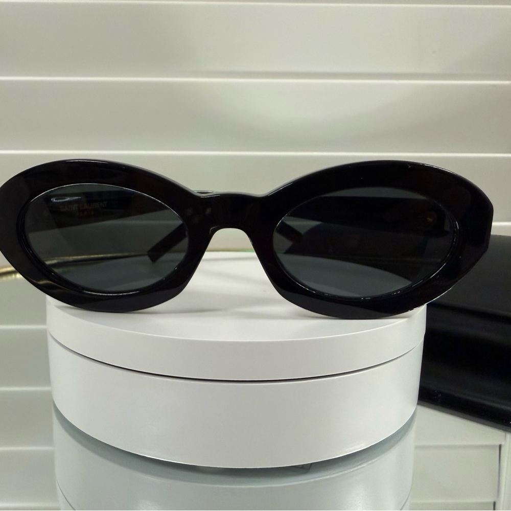 SAINT LAURENT SL M136 oval sunglasses - Picture 4 of 8